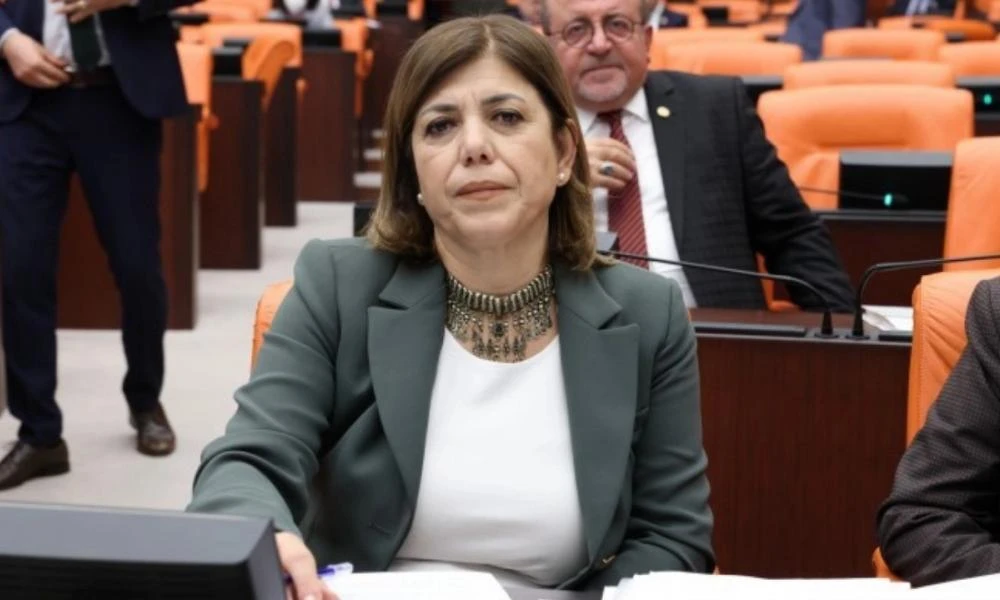 Το φιλοκουρδικό κόμμα DEM παρουσίασε την υποψήφιά του για τον δήμο της Κωνσταντινούπολης